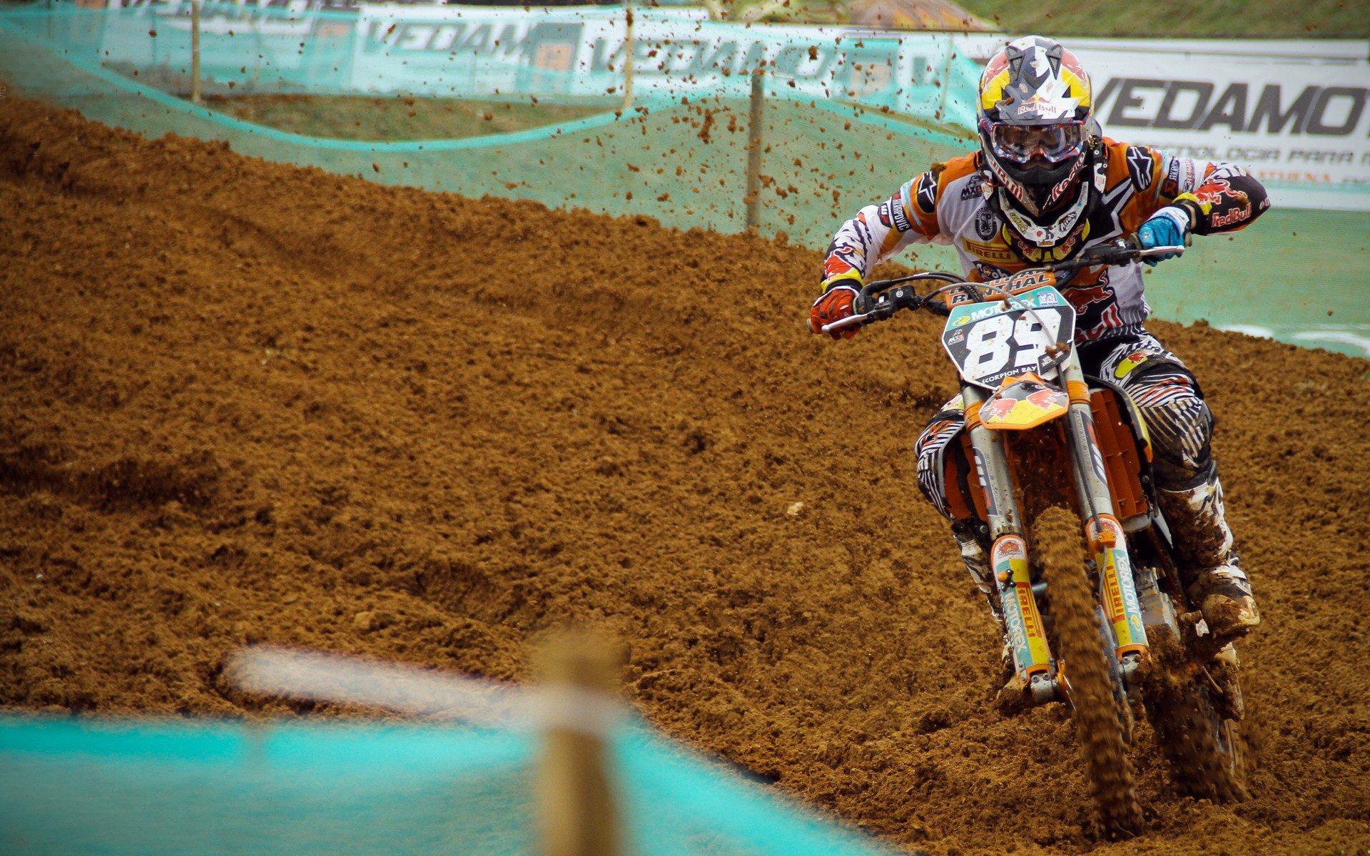 潘展乐勇夺世锦赛金牌 中国游泳再创历史